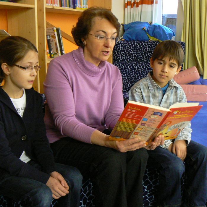 Lese- und Sprachpaten - an Grund- und Mittelschulen